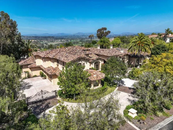 $8,200,000 | 4690 Rancho Del Mar Trail, San Diego, CA 92130