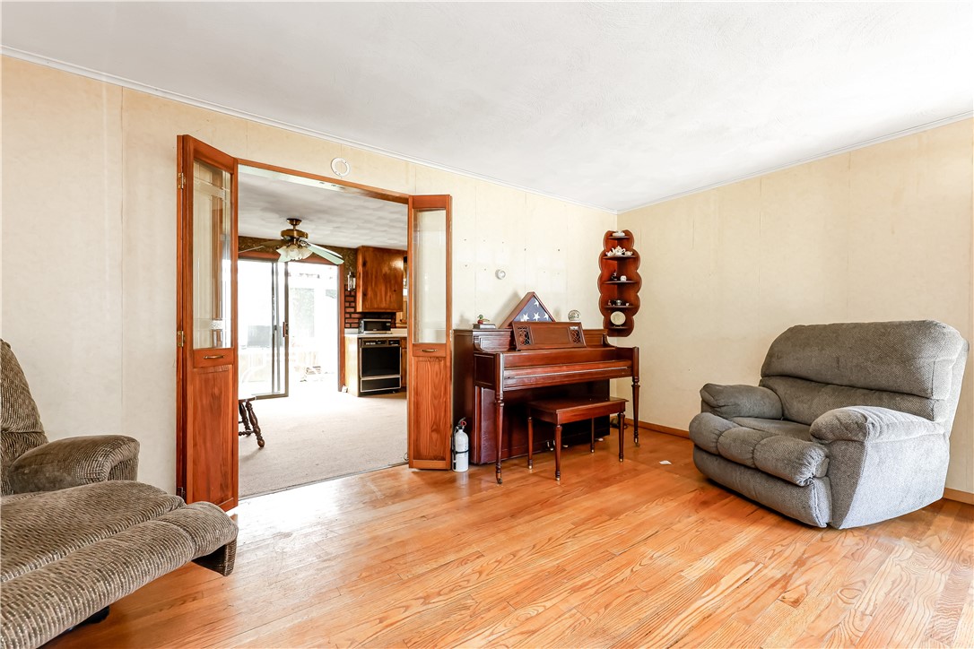 27 Douglas Circle Smithfield, RI 02828 - Photo 15 of 42