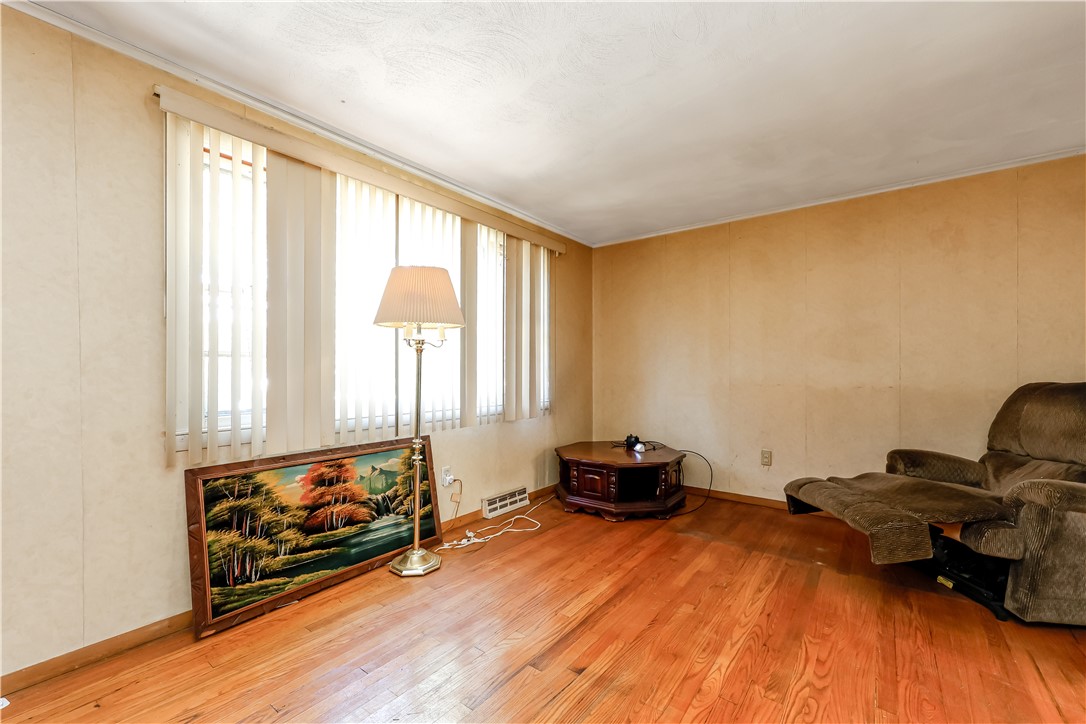 27 Douglas Circle Smithfield, RI 02828 - Photo 16 of 42