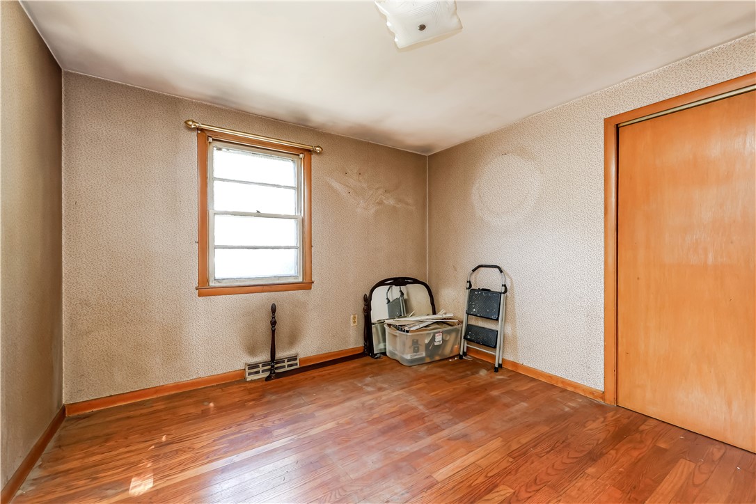 27 Douglas Circle Smithfield, RI 02828 - Photo 23 of 42