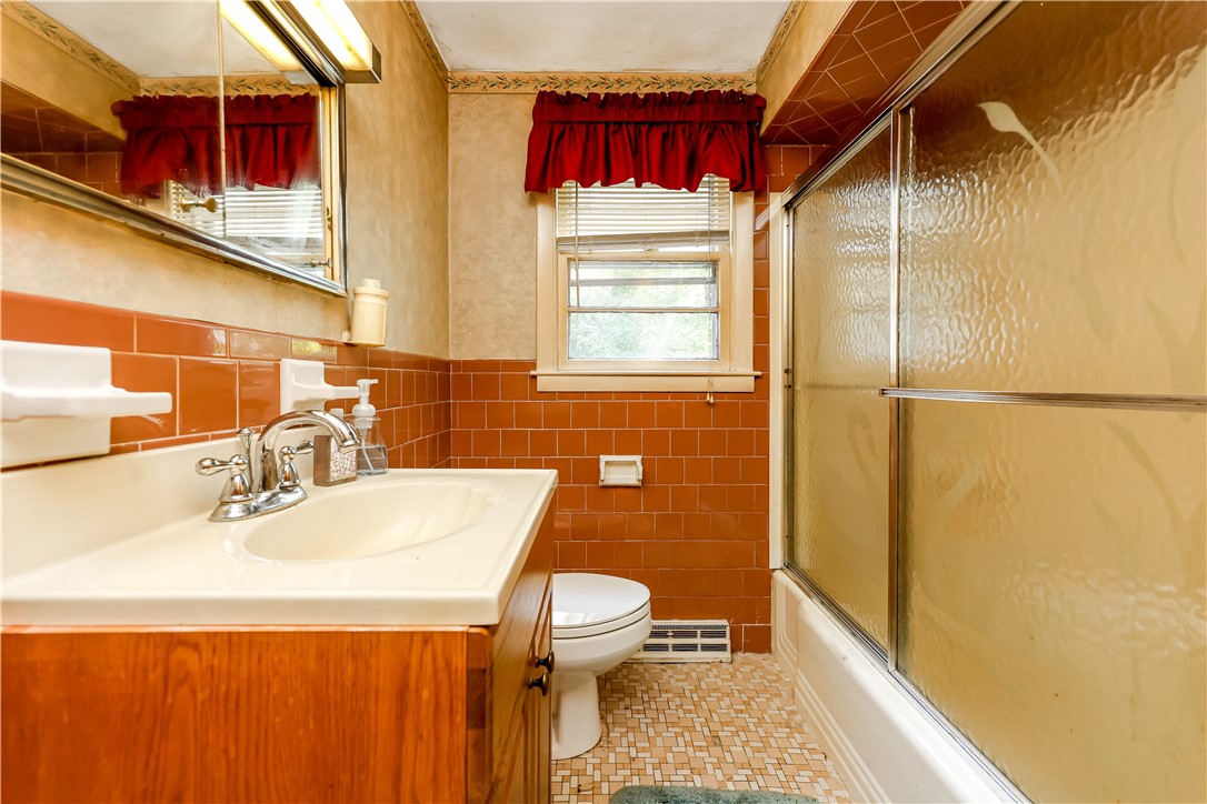 27 Douglas Circle Smithfield, RI 02828 - Photo 26 of 42