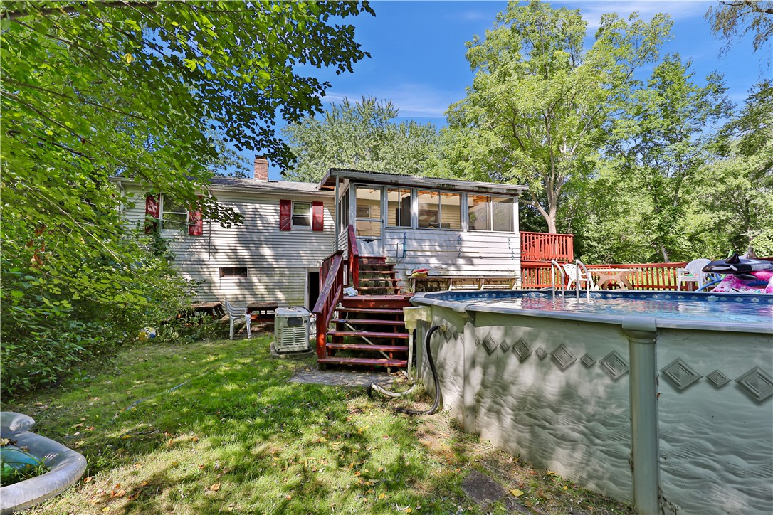 27 Douglas Circle Smithfield, RI 02828 - Photo 38 of 42