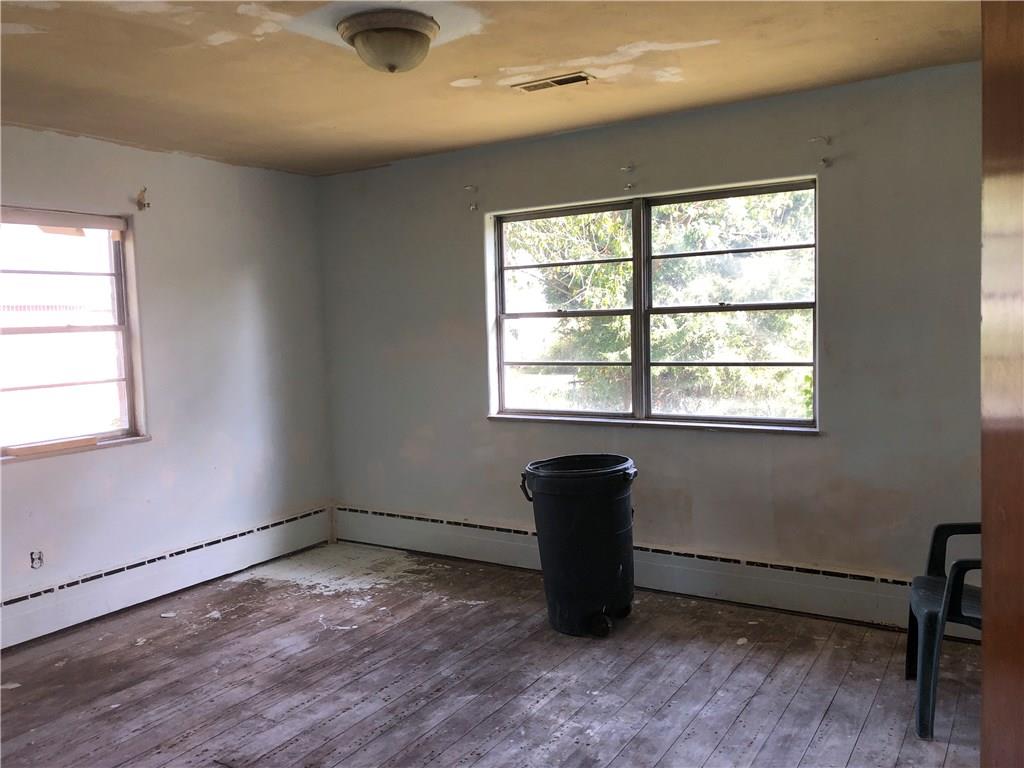 425 North Franklin Road Indianapolis, IN 46219 - Photo 11 of 14 Gallery Image 11
