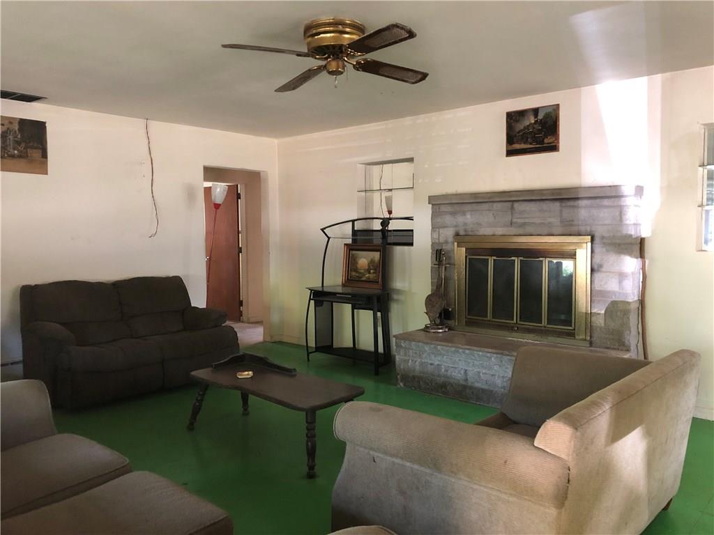 425 North Franklin Road Indianapolis, IN 46219 - Photo 3 of 14 Gallery Image 3
