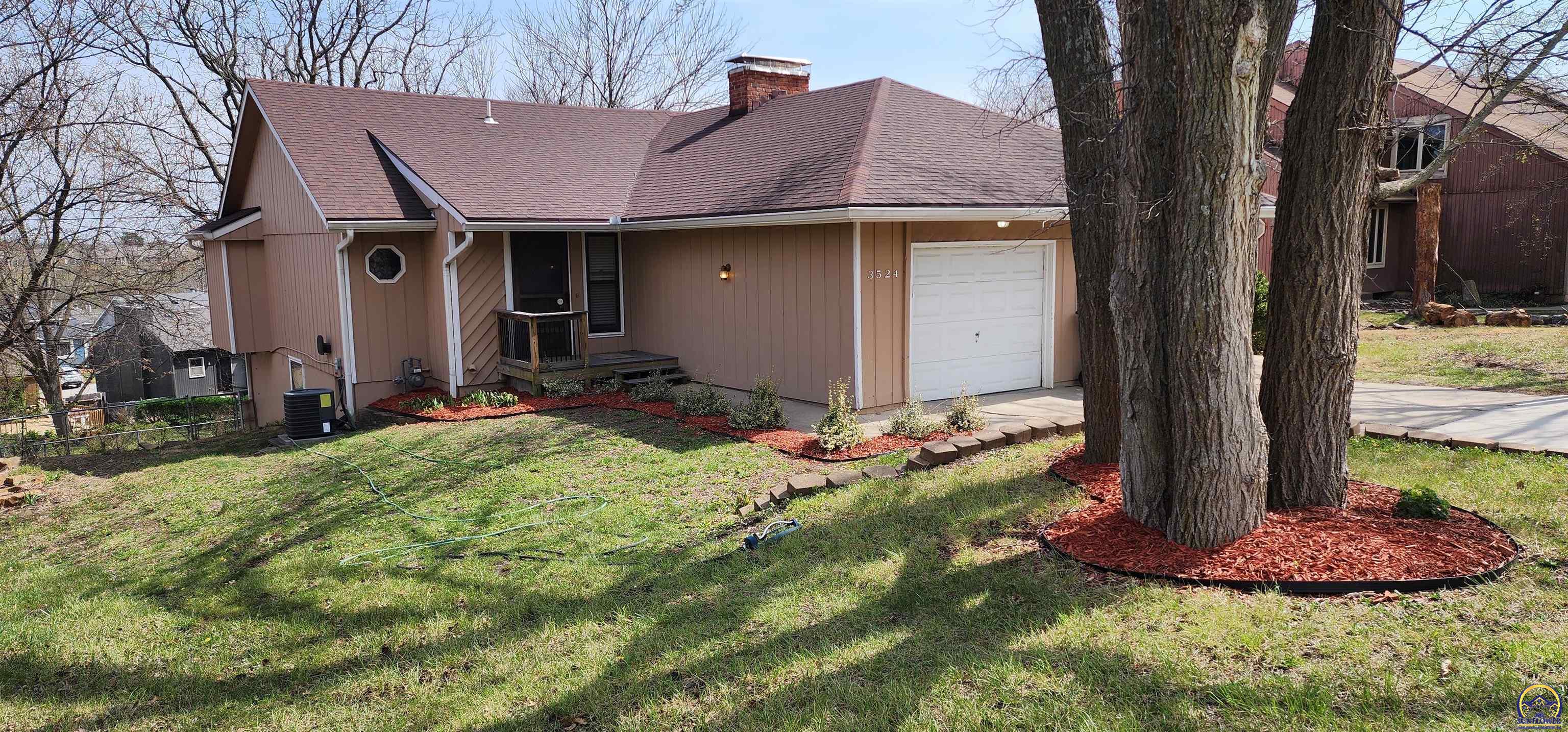 3524 Southwest Skyline Parkway Topeka, KS 66614 - Photo 1 of 1