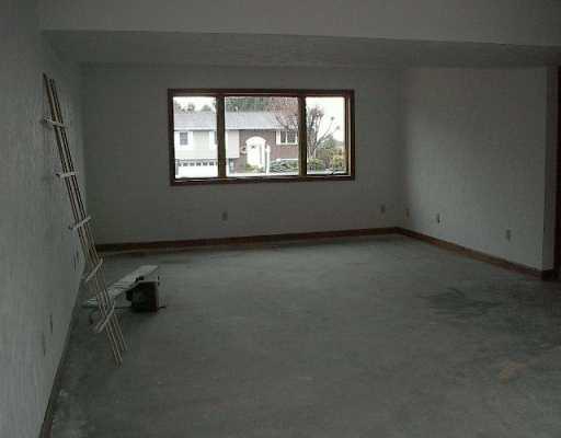 245 Fisher Road Saxonburg, PA 16056 - Photo 4 of 4 Den/Family/Great Room.