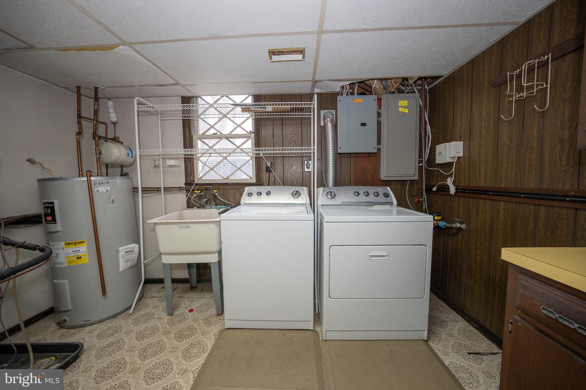 107 Cove Road Broomall, PA 19008 - Photo 30 of 41 Laundry Room