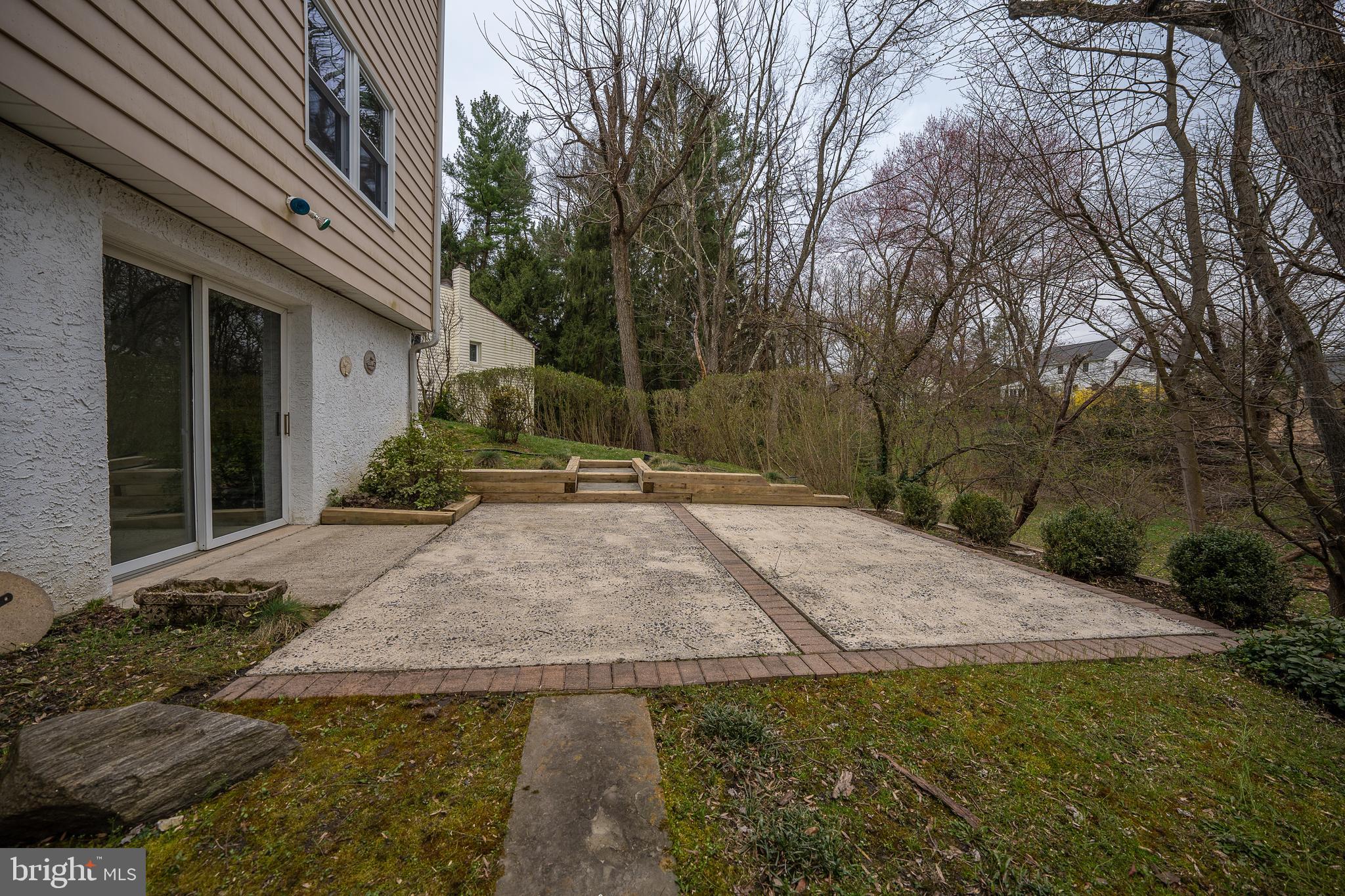 107 Cove Road Broomall, PA 19008 - Photo 31 of 41 Rear Patio