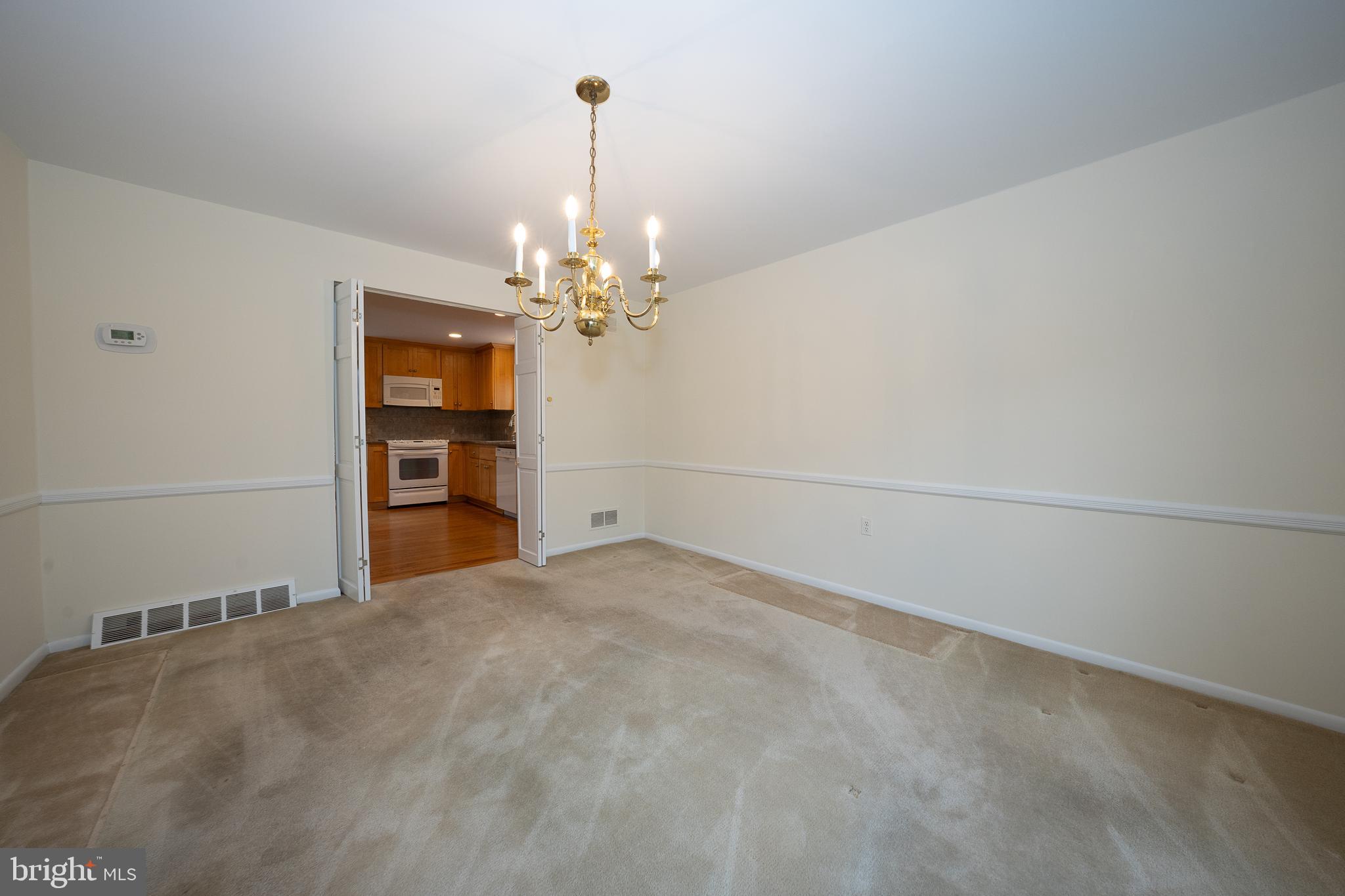 107 Cove Road Broomall, PA 19008 - Photo 8 of 41 Gallery Image 8