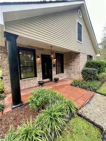$2,000 | 72291 Forest Drive, Covington, LA 70433