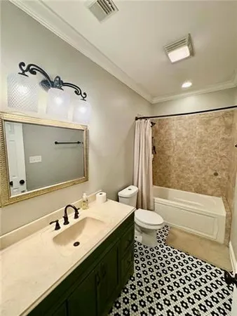$2,000 | 72291 Forest Drive, Covington, LA 70433