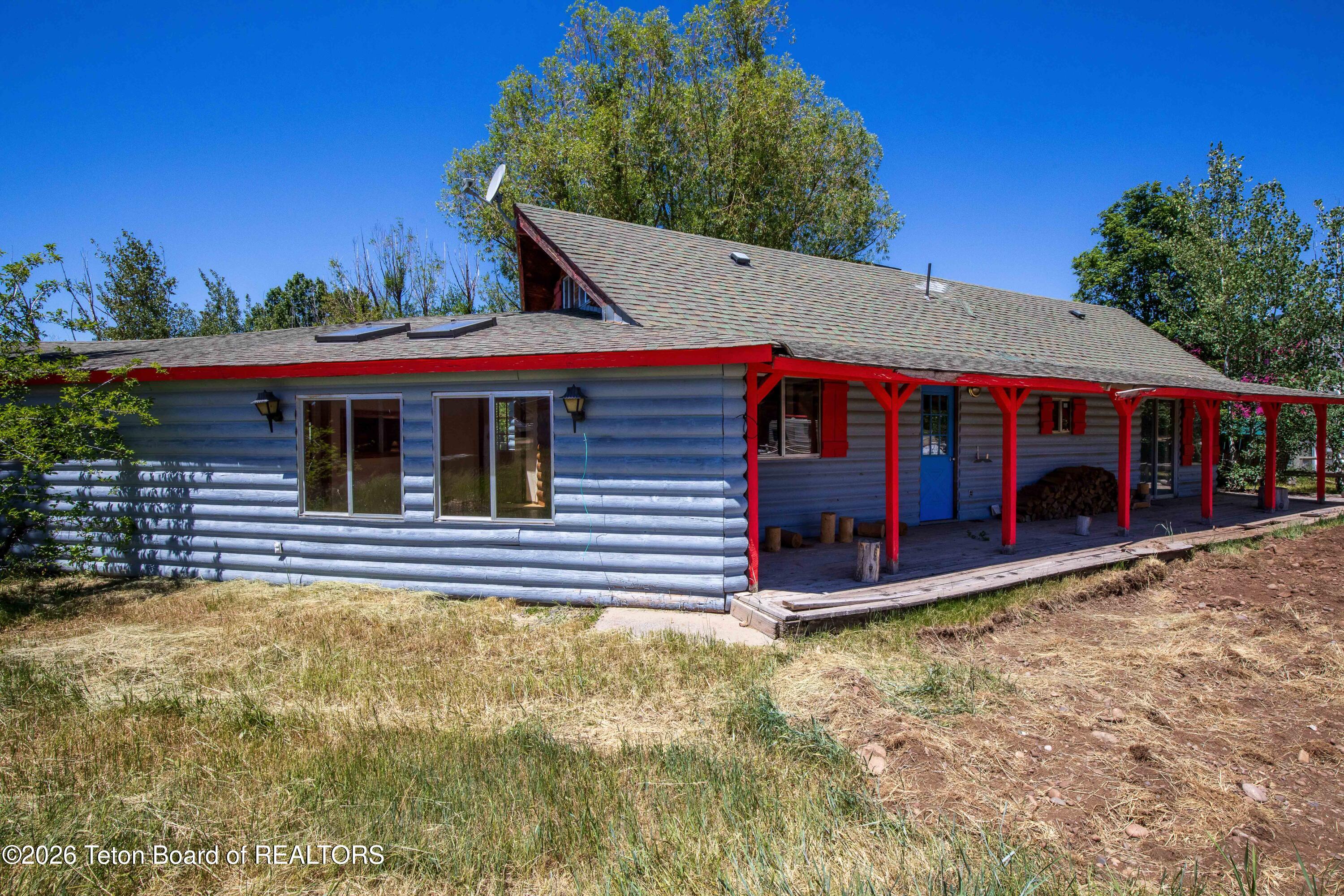 545 East Cottage Lane Alpine, WY 83128 - Photo 2 of 30 545 E Cottage Ln IMG_1449