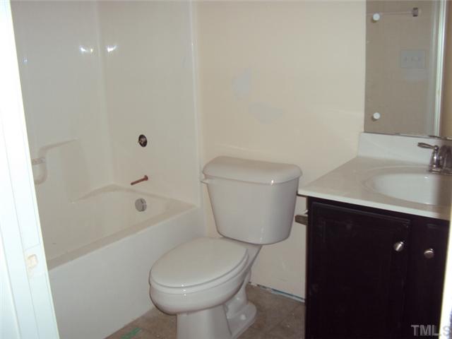 2333 Everstone Road Wake Forest, NC 27587 - Photo 14 of 20 Having a full bath on the main floor adds real value!