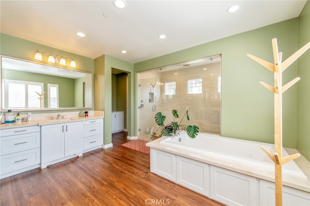 220 Barnes Road Tustin, CA 92782 - Photo 37 of 66