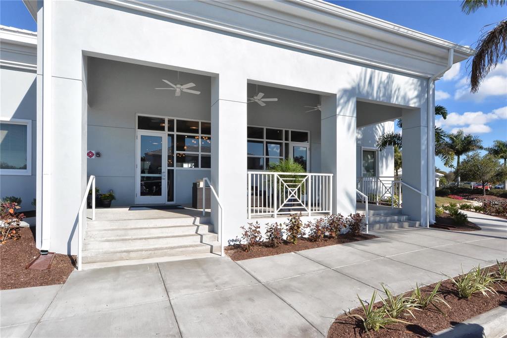 340 Bermuda Court, Unit 5 Venice, FL 34293 - Photo 45 of 52 a view of a house with entrance gate