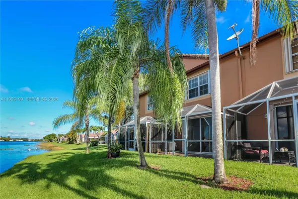 $3,400 | 1337 Presidio Drive, Unit 540, Weston, FL 33327
