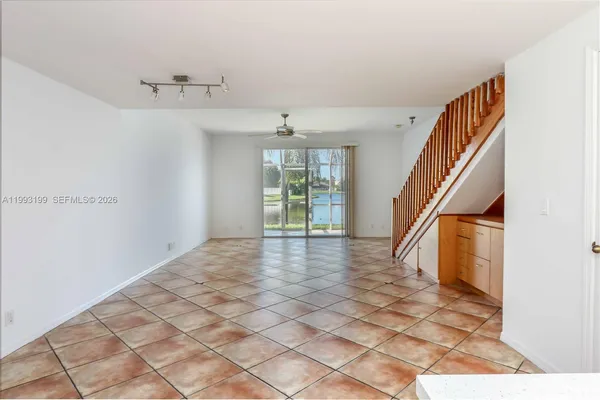 $3,400 | 1337 Presidio Drive, Unit 540, Weston, FL 33327