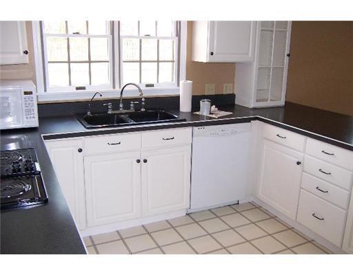 4670 Hollwood Road Springfield, OH 45502 - Photo 8 of 18 Gallery Image 8
