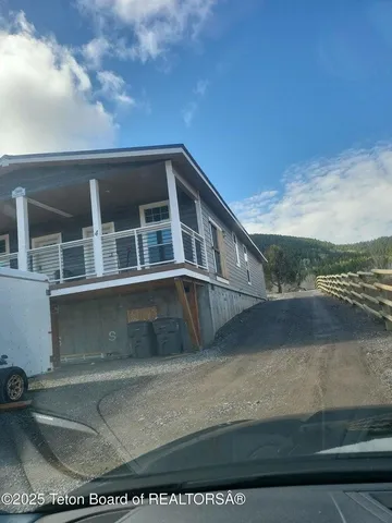$1,500,000 | 360 Wooden Spur Drive, Alpine, WY 83128