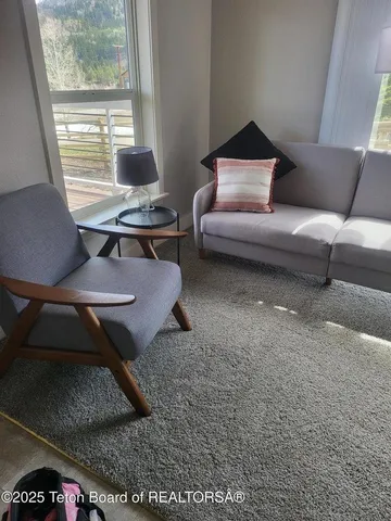 $1,500,000 | 360 Wooden Spur Drive, Alpine, WY 83128