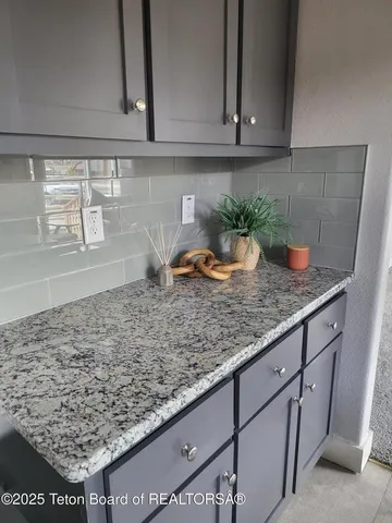 $1,500,000 | 360 Wooden Spur Drive, Alpine, WY 83128