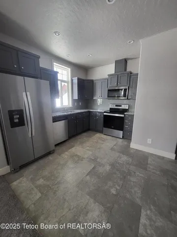 $1,500,000 | 360 Wooden Spur Drive, Alpine, WY 83128