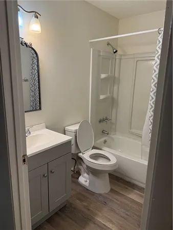 $1,950 | 115 Mamalou Ln Street, St. Simons Island, GA 31522