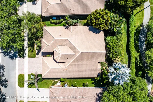 $880,000 | 13587 Barcelona Lake Circle, Delray Beach, FL 33446
