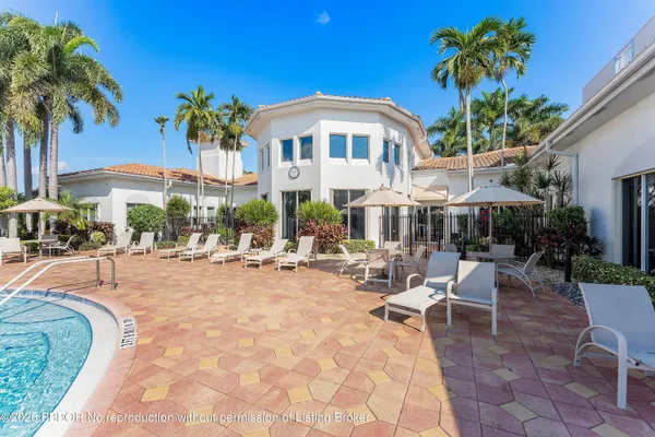 $880,000 | 13587 Barcelona Lake Circle, Delray Beach, FL 33446