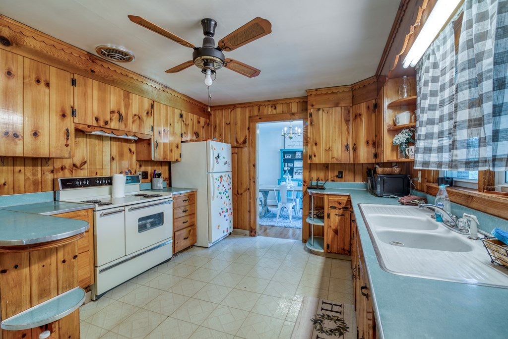 17301 Rim Road Abingdon, VA 24210 - Photo 15 of 26 Gallery Image 15