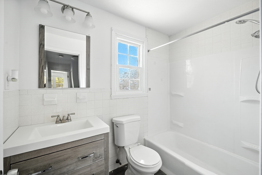 540 Granby Road, Unit 114 South Hadley, MA 01075 - Photo 16 of 24 Gallery Image 16
