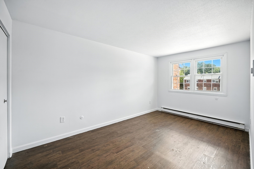 540 Granby Road, Unit 114 South Hadley, MA 01075 - Photo 10 of 24 Gallery Image 10