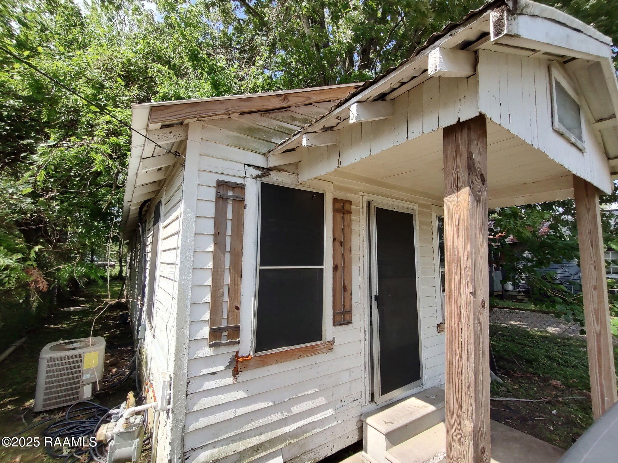 750 St Charles Street Lafayette, LA 70501 - Photo 2 of 9 7402091994055711276