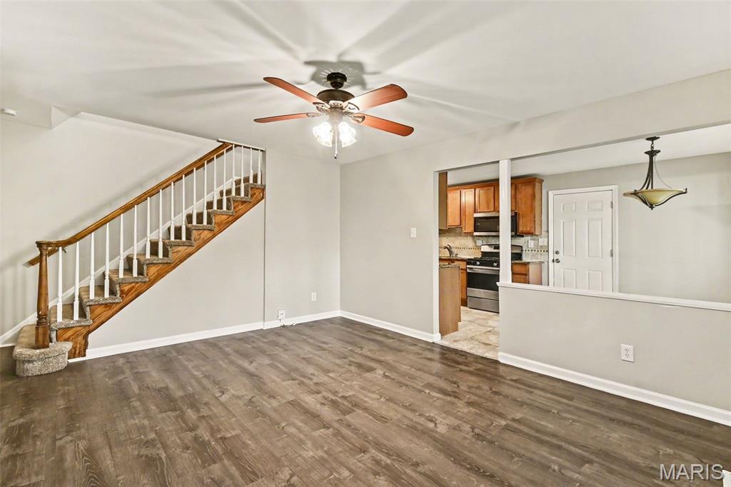 12115 Wensley Road Florissant, MO 63033 - Photo 9 of 20 Gallery Image 9