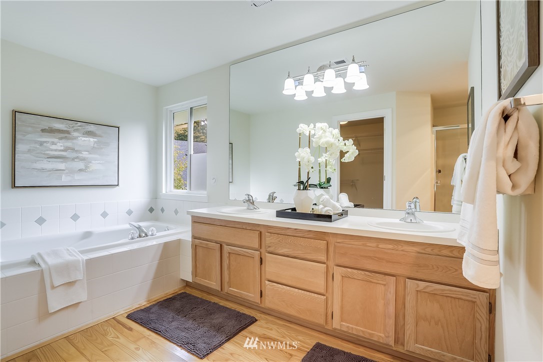 10325 Southeast 185th Place Renton, WA 98055 - Photo 18 of 26