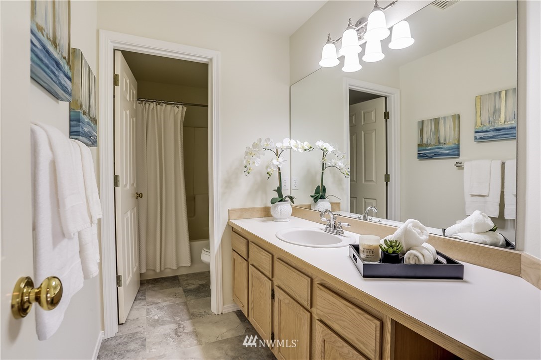 10325 Southeast 185th Place Renton, WA 98055 - Photo 23 of 26