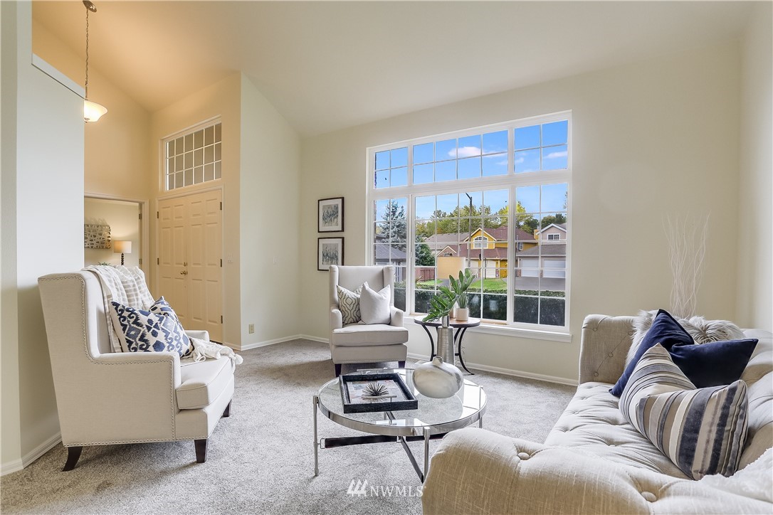 10325 Southeast 185th Place Renton, WA 98055 - Photo 4 of 26