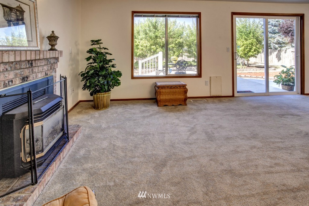 19113 104th Place Southeast Renton, WA 98055 - Photo 17 of 22 Gallery Image 17
