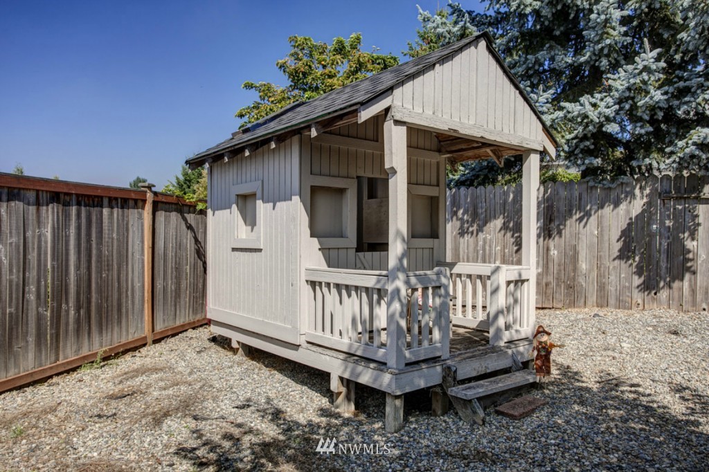 19113 104th Place Southeast Renton, WA 98055 - Photo 21 of 22 Gallery Image 21