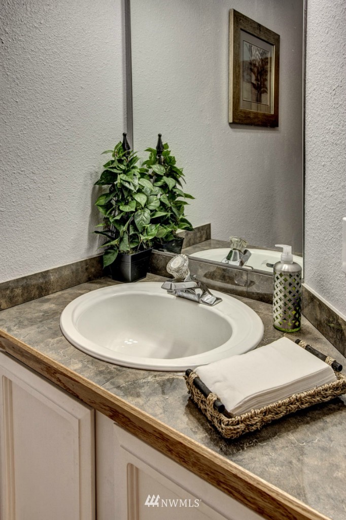 19113 104th Place Southeast Renton, WA 98055 - Photo 8 of 22 Gallery Image 8