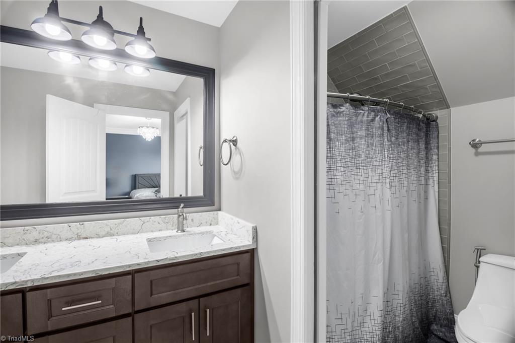 8174 Rob Roy Drive Summerfield, NC 27358 - Photo 29 of 47 Bath #4 - Jack and Jill bath serves bedrooms #3 and #4