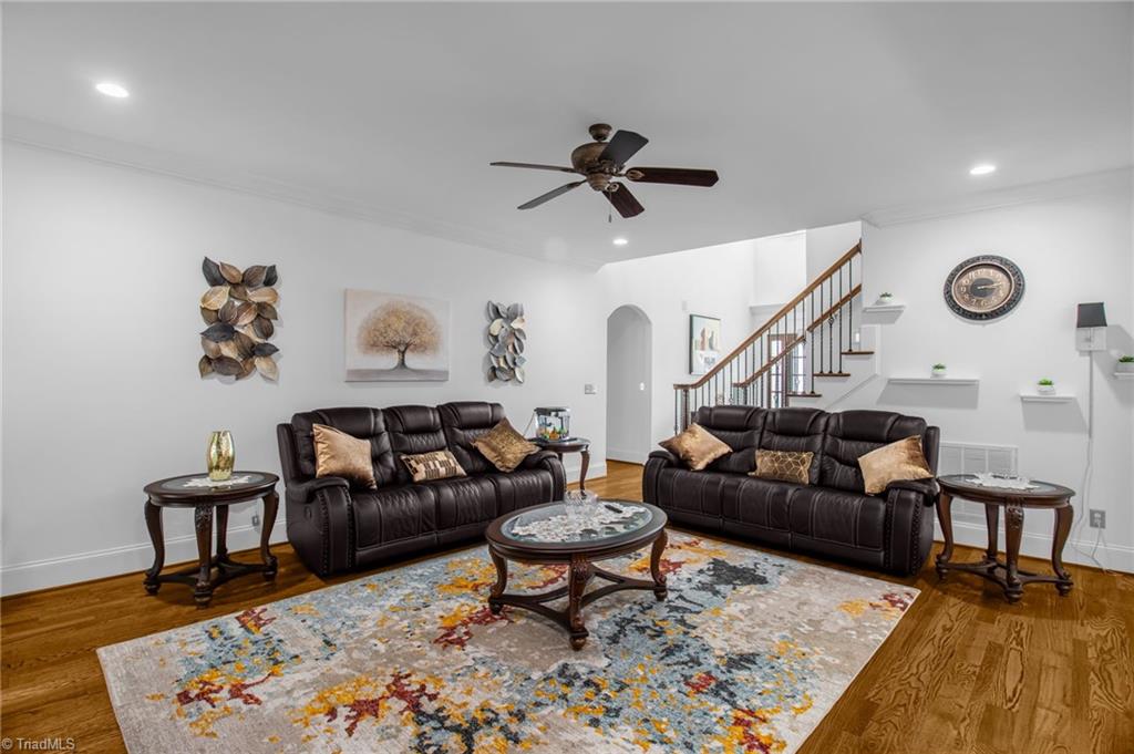 8174 Rob Roy Drive Summerfield, NC 27358 - Photo 6 of 47 Living Room
