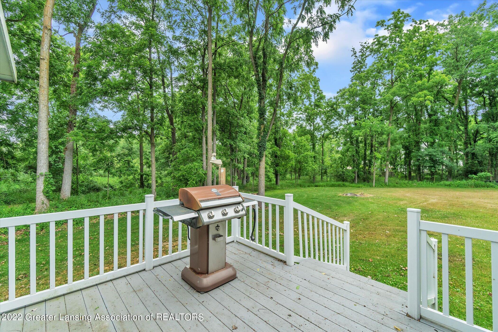 7828 Linton Road St. Johns, MI 48879 - Photo 52 of 60 53-7828-Linton-Rd-St-WindowStill-Real-Es