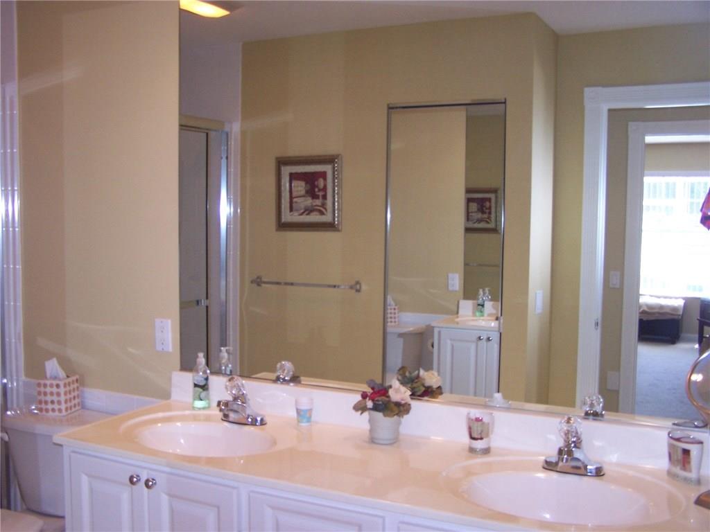 1012 Southwest Tamarrow Place Stuart, FL 34997 - Photo 8 of 15 Gallery Image 8