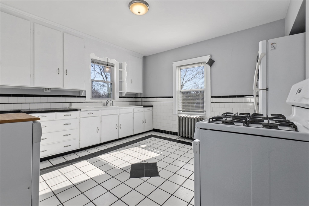 55 Pine Street, Unit 2 Swampscott, MA 01907 - Photo 14 of 24