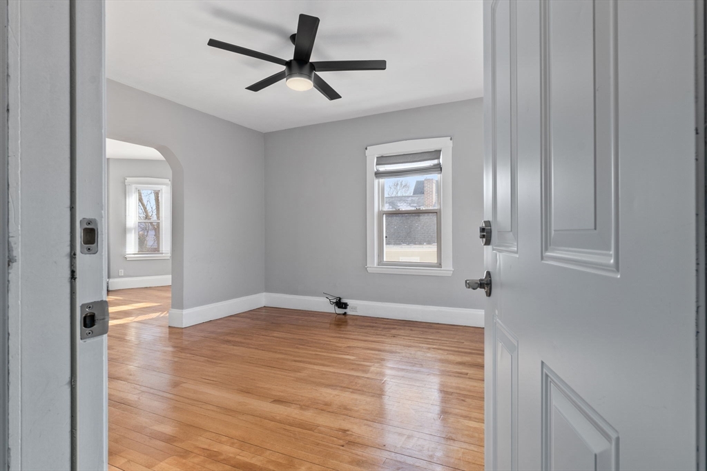 55 Pine Street, Unit 2 Swampscott, MA 01907 - Photo 8 of 24