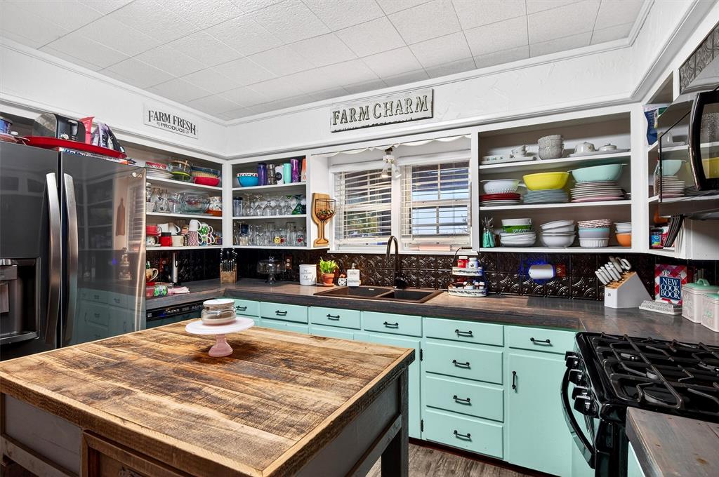 2009 Sandusky Road East Sadler, TX 76264 - Photo 13 of 39