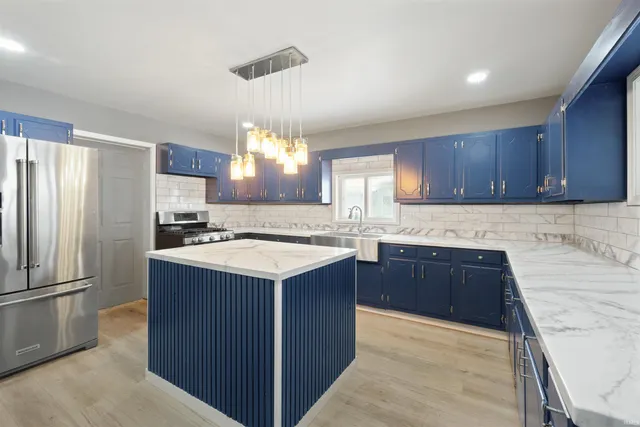 $189,900 | 224 East Christy Street, Marion, IN 46952