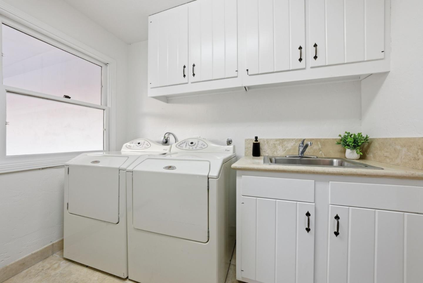 9505 York Road Monterey, CA 93940 - Photo 93 of 131