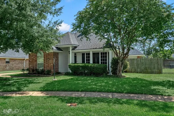 $2,000 | 6004 Kateland Drive, Bossier City, LA 71111
